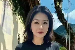 信披违规、业绩爆雷、股东套现 "假