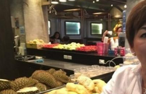 泰国水果自助被中国吃货“扫荡”老板哭诉游客:供完美电竞不起别开啊(图2)