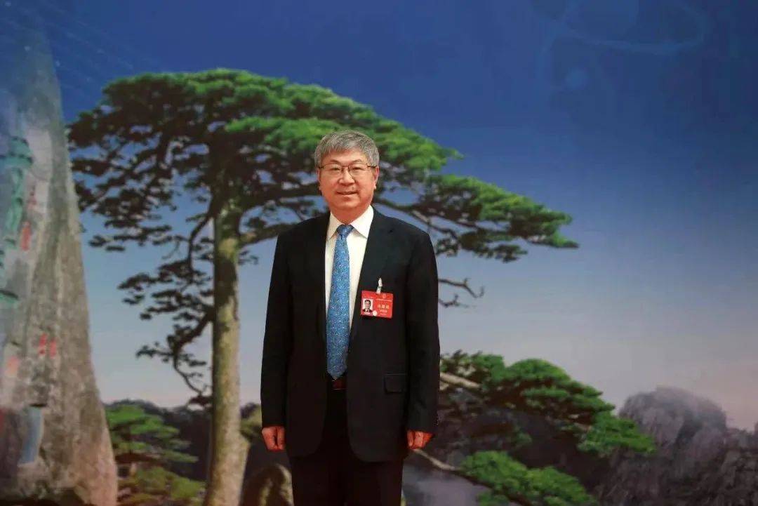 汽车行业的表委员最关IM电竞心什么?(图4) 汽车行业的表委员最关IM电竞心什么?(图4)