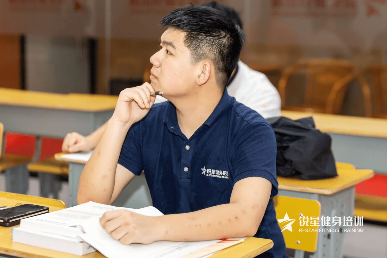 零基础私人教练培训大概需要学习多久