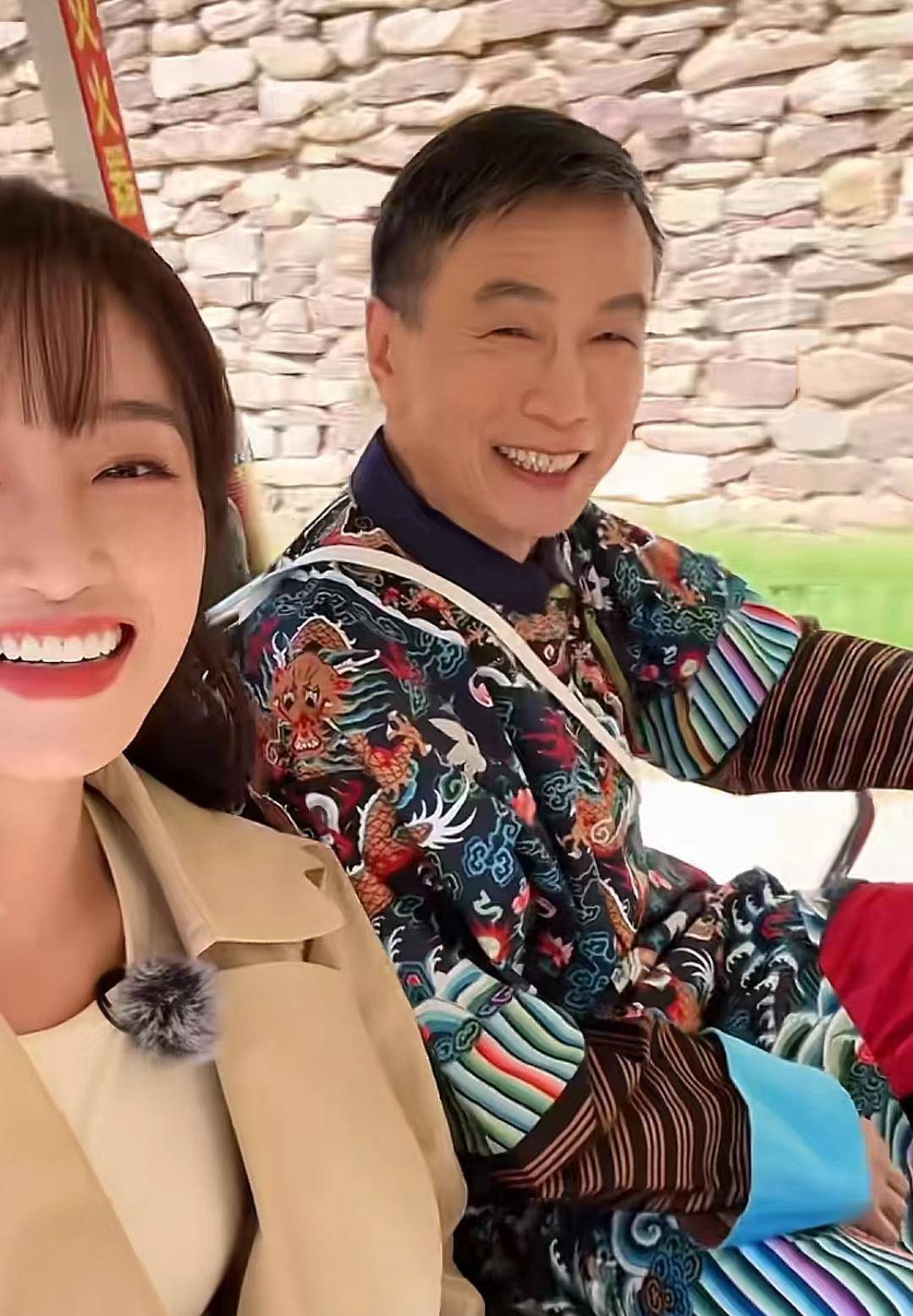 原创《甄嬛传》售后团建，张晓龙小鲜肉感，蔡少芬酷飒，蓝盈莹抢镜