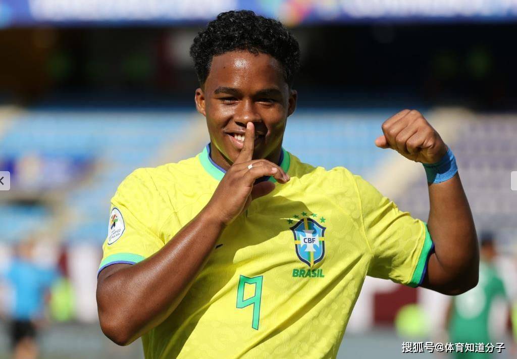 新3R组合出炉！巴西打造豪华攻击线，17岁新罗纳尔多剑指世界杯