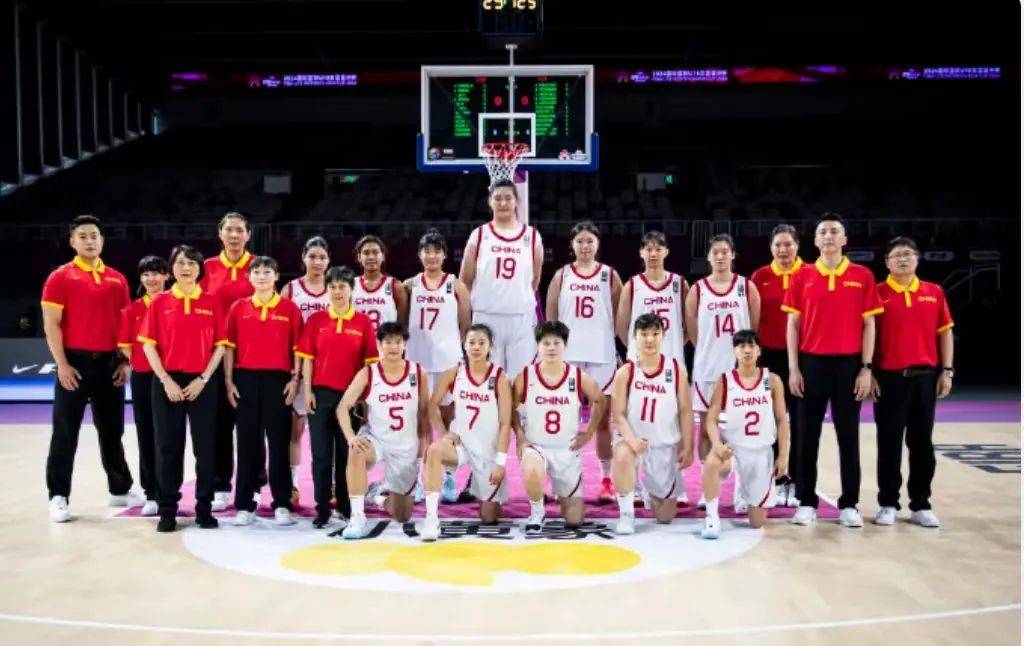 张子宇一战成名，13分钟砍19分，2028出征奥运中国女篮夺冠有戏！