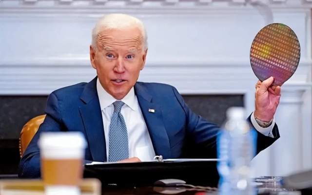 美国打压中国芯片的后果，海外芯片缩减投资，芯片设备靠中国市场