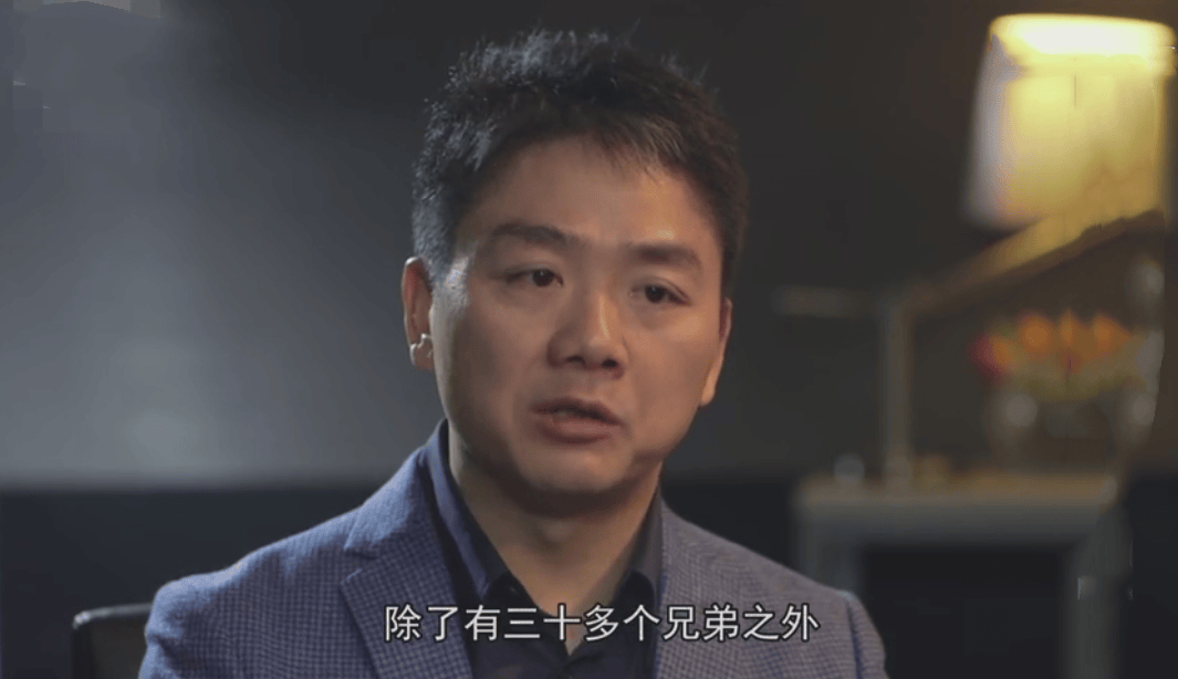 原创 蒸发500亿!京东永远不知,请杨笠代言,为何收获了一地鸡毛?-京东品牌代言人:李现,杨紫是真的吗