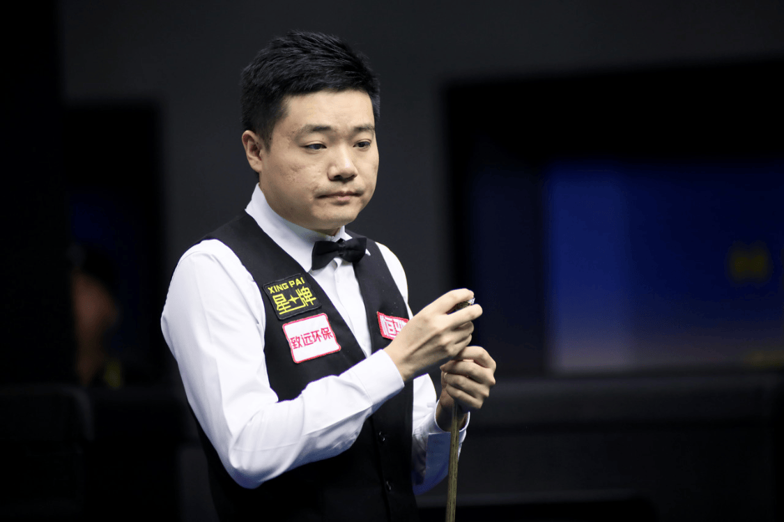历史上首次 丁俊晖带领四位选手创造中国斯诺克历史 粉丝:赵心童也快来了