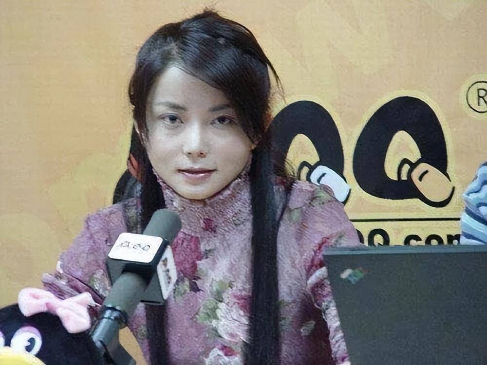 2009年李珏身穿婚纱下葬“情场浪子”汪雨：她穿婚纱最美(图8)