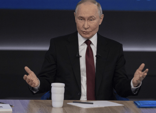 普京表态中俄关系，中方果然没看错人，美坐立不安，特朗普急求见面