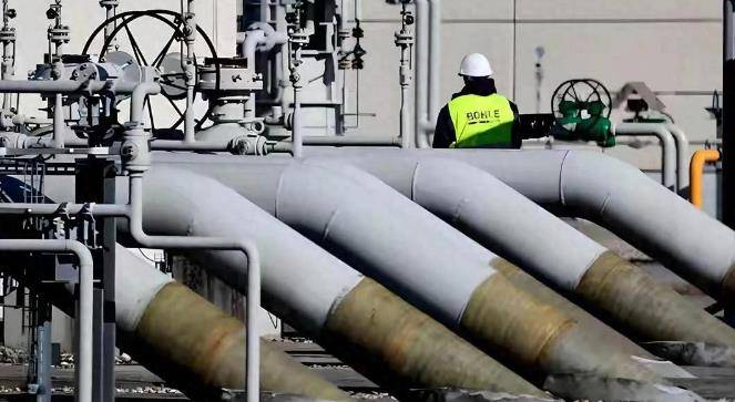 局势一夜反转，乌克兰出手后，万万没想到，俄意外获得两国帮助