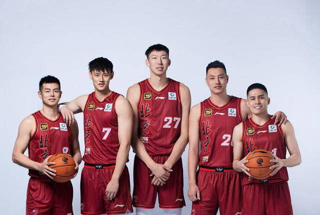 CBA最新积分榜：辽篮第五北京首钢滑至第八CBA盘口与数据深度__今日盘口分析·大小分策略·球队档案广东男篮4连胜升至第九