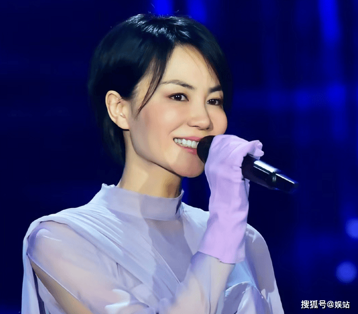 曝王菲被央视导演组劝退，因周深不同意合唱，无望五登春晚舞台