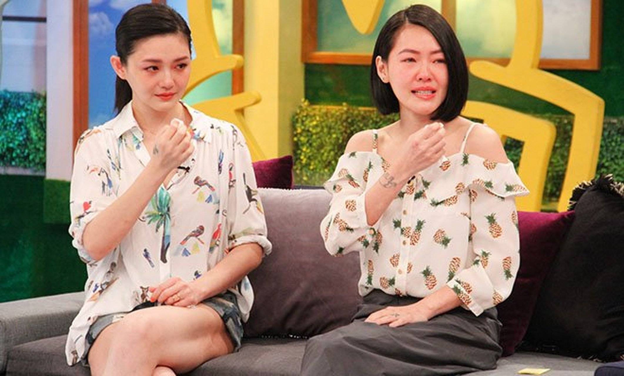 原创小S晒出与姐姐小时候照片，发文称想念大S，汪小菲现身寺庙祈福