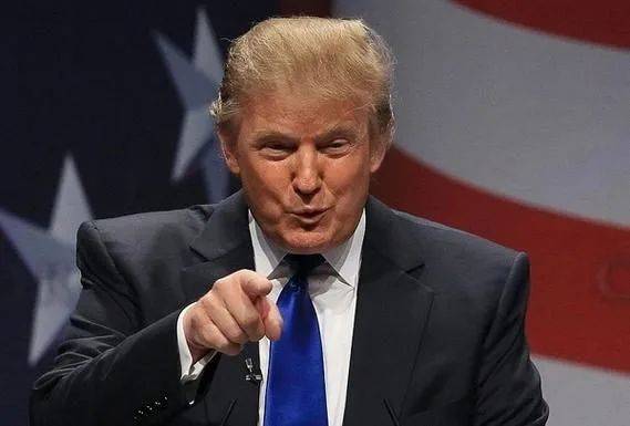 中国被彻底激怒！当着全世界的面，美防长许下承诺，对华急踩刹车