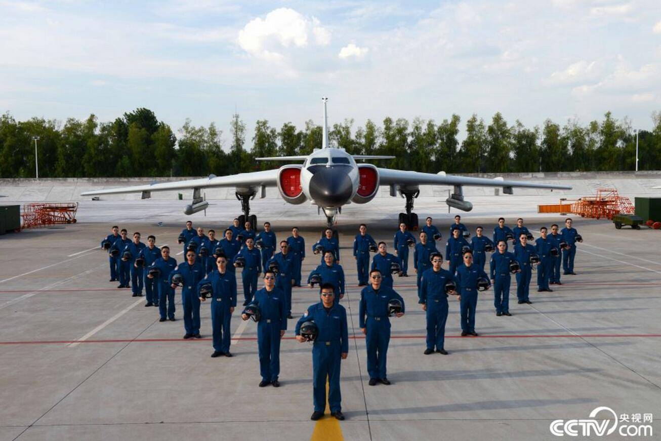 美媒拿出空中战力排行，美俄印三国占领前六，中国空军仅位列第七