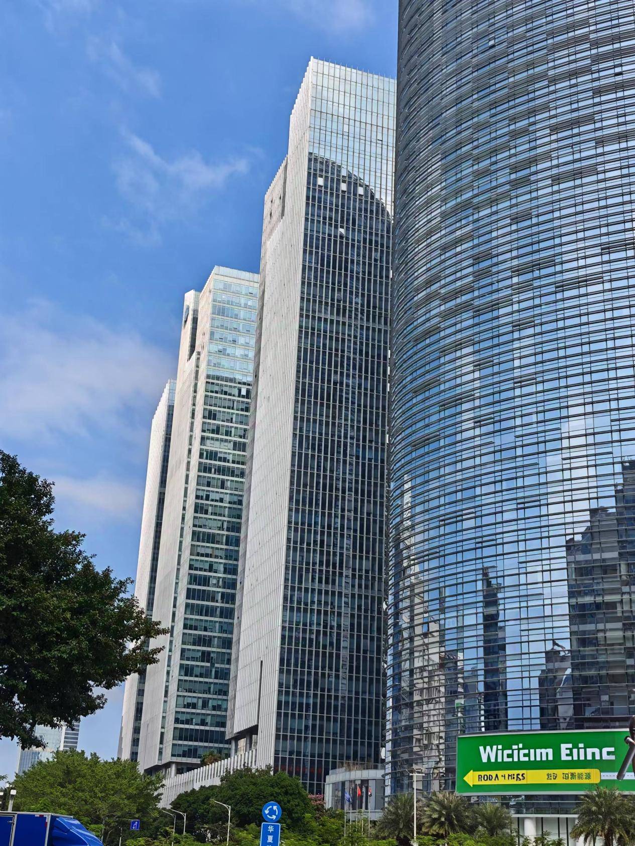 租金直降 30%+ 装修补贴富力盈通大厦招商政策升级中小企入一竞技平台驻正当时(图2)