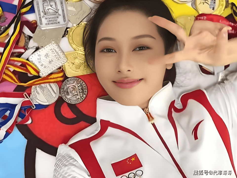 吴柳芳首次披露直播跳舞原因，都是被生活所逼？