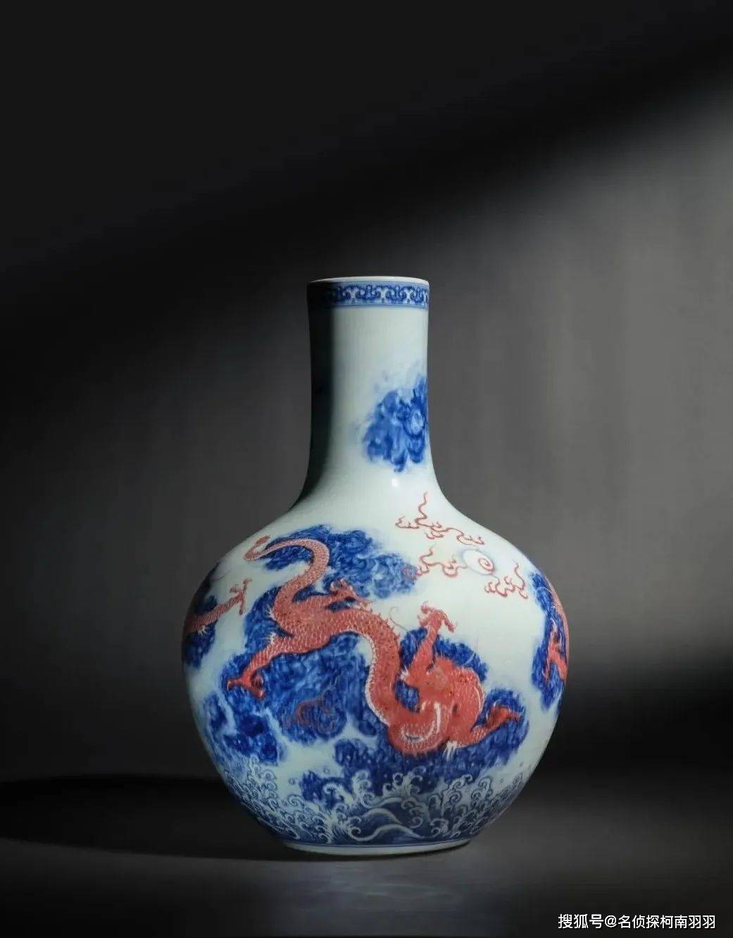 半岛体育入口瓷器成交上升书画25亿破纪录：2025年收藏风口往哪吹？(图6)