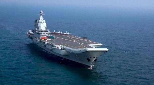 菲律宾成中美航母主战场？中方南海插旗，先一步断了马科斯的念想