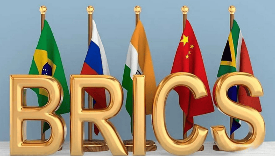 是时候把印度踢出金砖国家了！不和中方站到一起也就算了，还要进行军事冒险