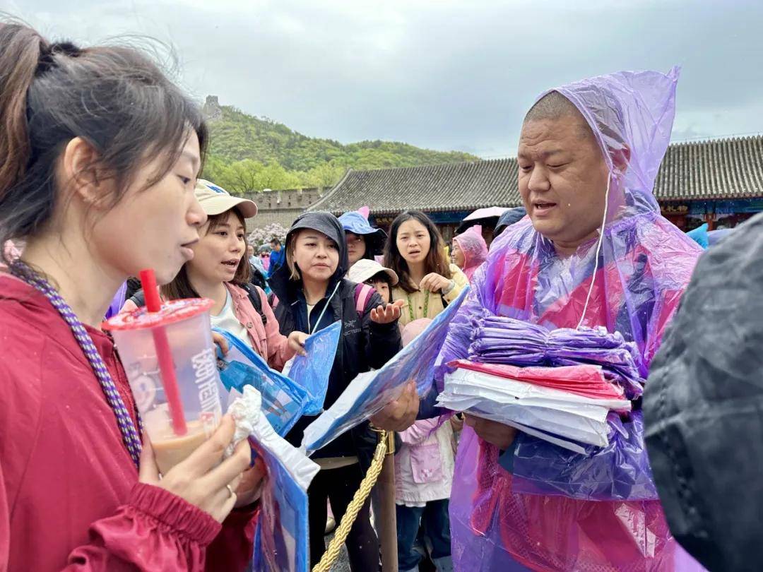 延庆八达岭长城上的“多彩”守护——