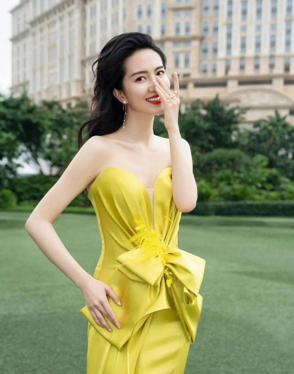 十大没能走红的美女演员！各个高颜值风情万种性感火辣