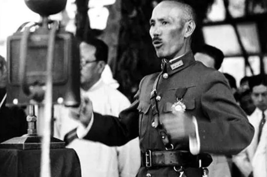 PG电子app1935年红军飞夺泸定桥敌人为何不将铁索炸断？刘文辉：我才不傻(图4)