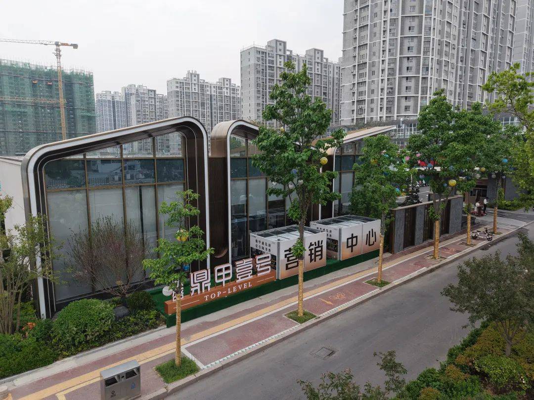 大变样菏泽城星空体育入口区惊现数十个“书房”主题公交站亭快去打卡(图5)