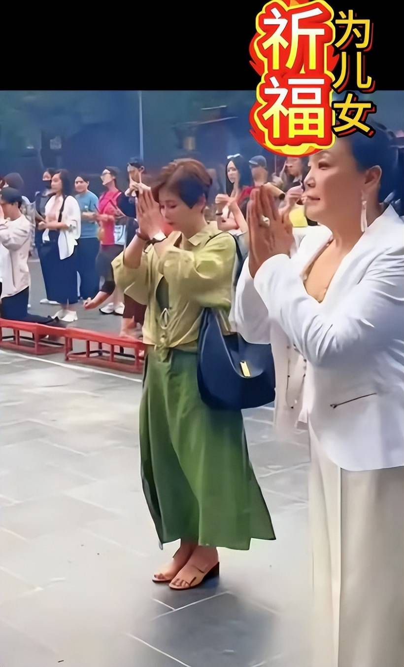 汪小菲马筱梅今日大婚，亲友提前祝贺，汪小菲挨桌敬酒，现场曝光