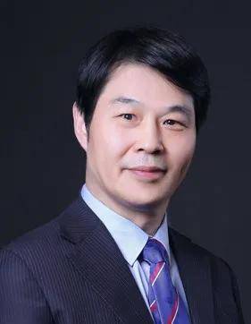 干着家务，突然腰痛、僵硬甚至直不起腰……警惕腰椎小关节紊乱！