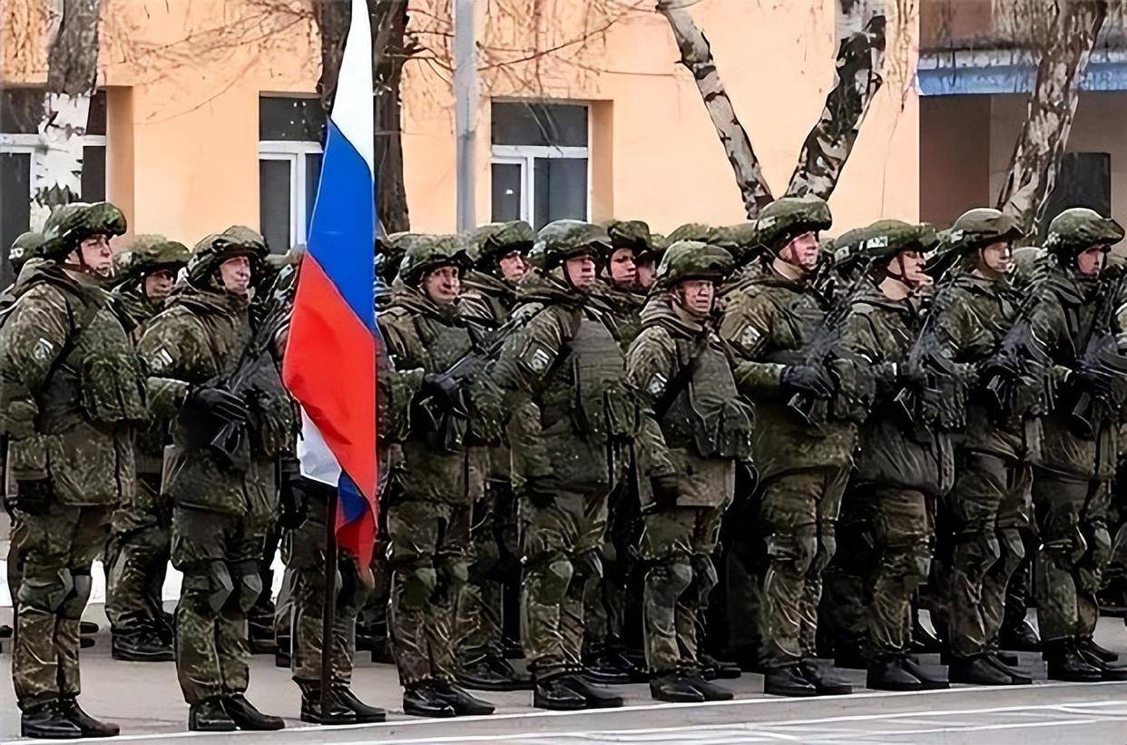 原创             俄军集结五万重兵，准备大举进攻苏梅，关键时刻，美国表态了