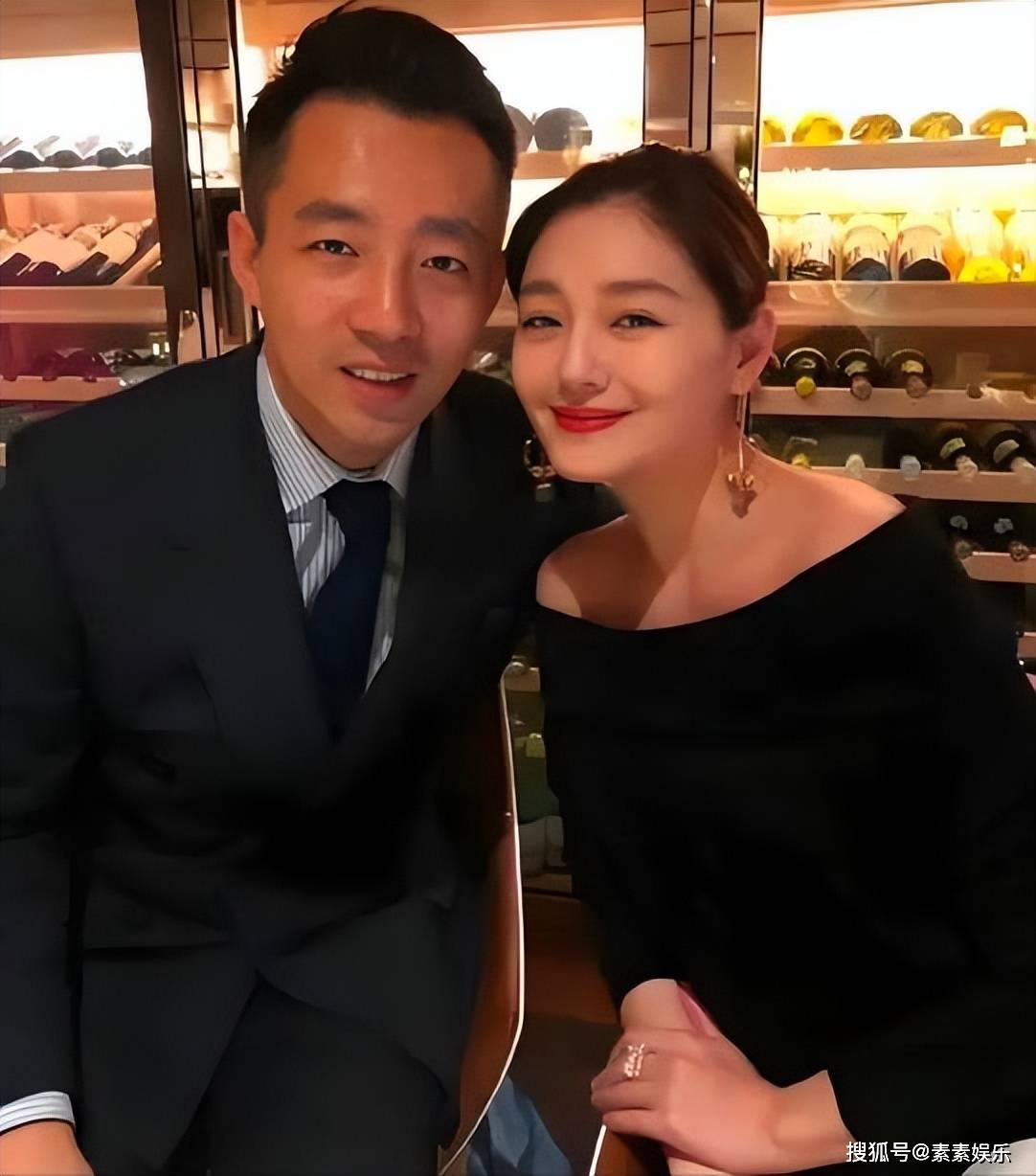 大S离世第123天，汪小菲带玥儿去7年前的海边谈心，父女温馨对话