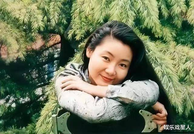 娱乐718吃瓜你我她线路萨日娜34年婚姻丈夫潘军宠她如宝只生孩子不做饭！  第6张