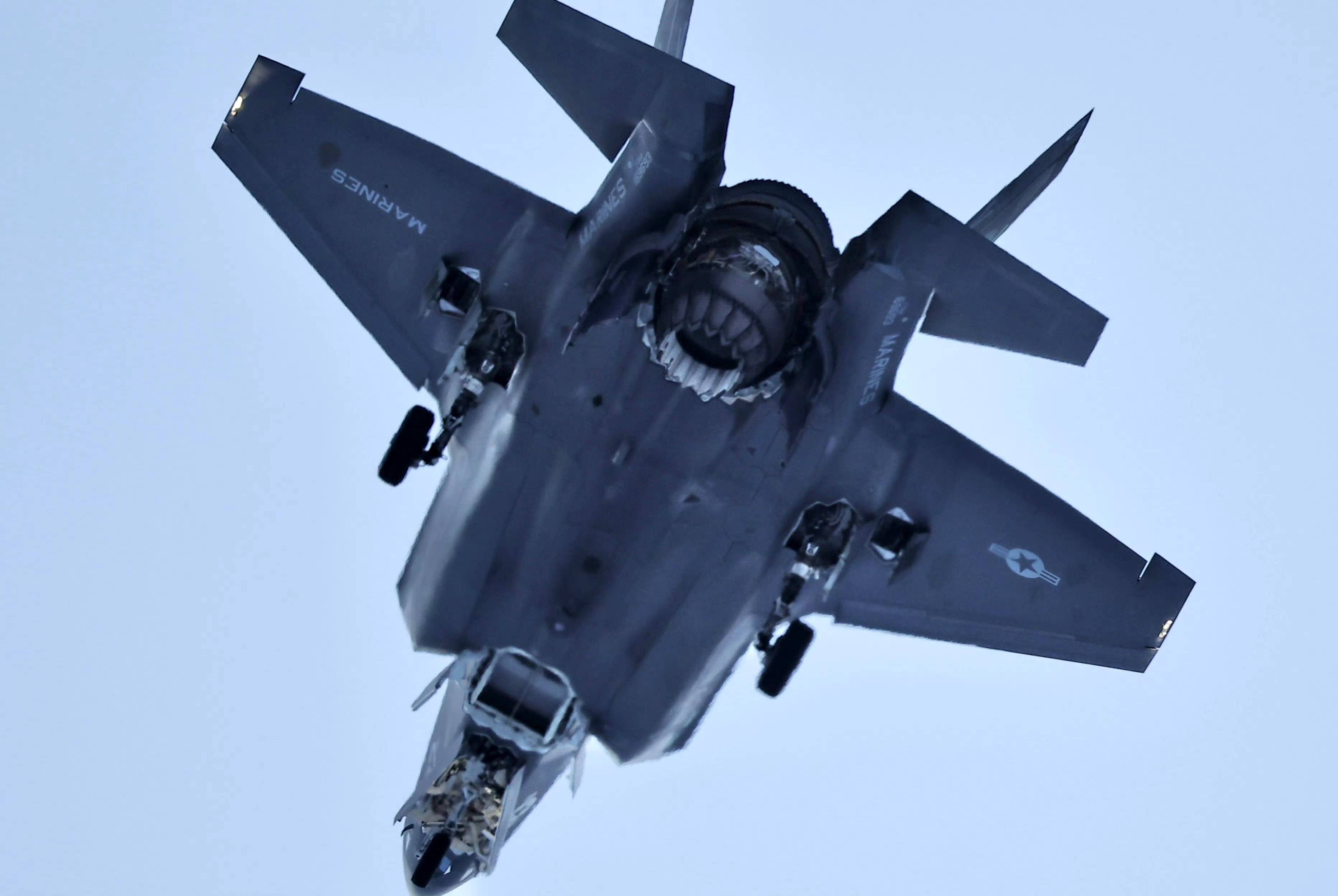 英国王牌战机F-35B困印度，宁损巨资也不合作，损失超千万美元