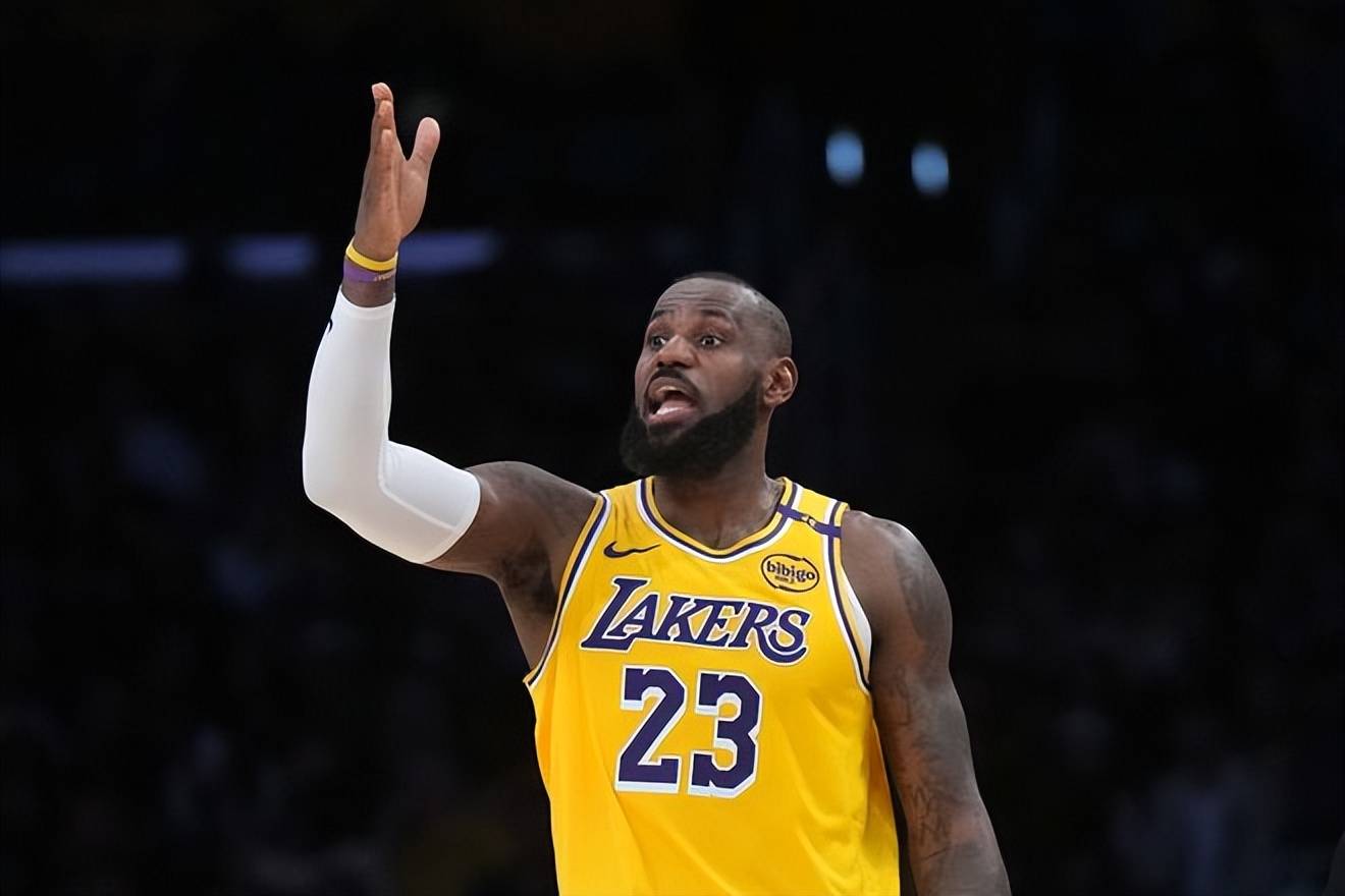 原创             深度解析：詹姆斯考虑换队为何难以实现？NBA劳资协议扼杀交易