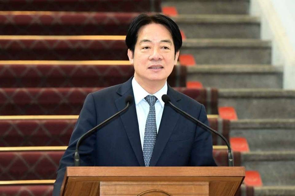 特朗普曾威胁中俄，“进入”基辅和台湾，美军将轰炸莫斯科和北京