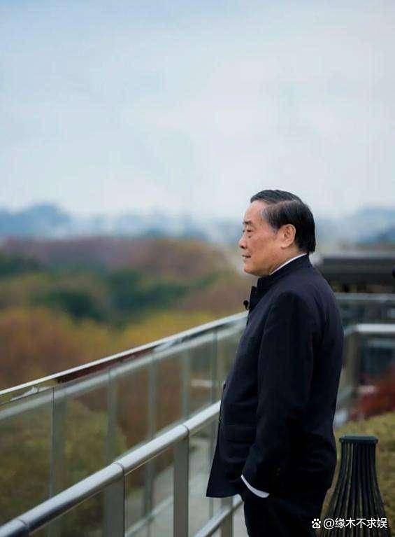 曝宗庆后三房别墅管家：长相普通身材壮实，被曝出国孩子给二房！