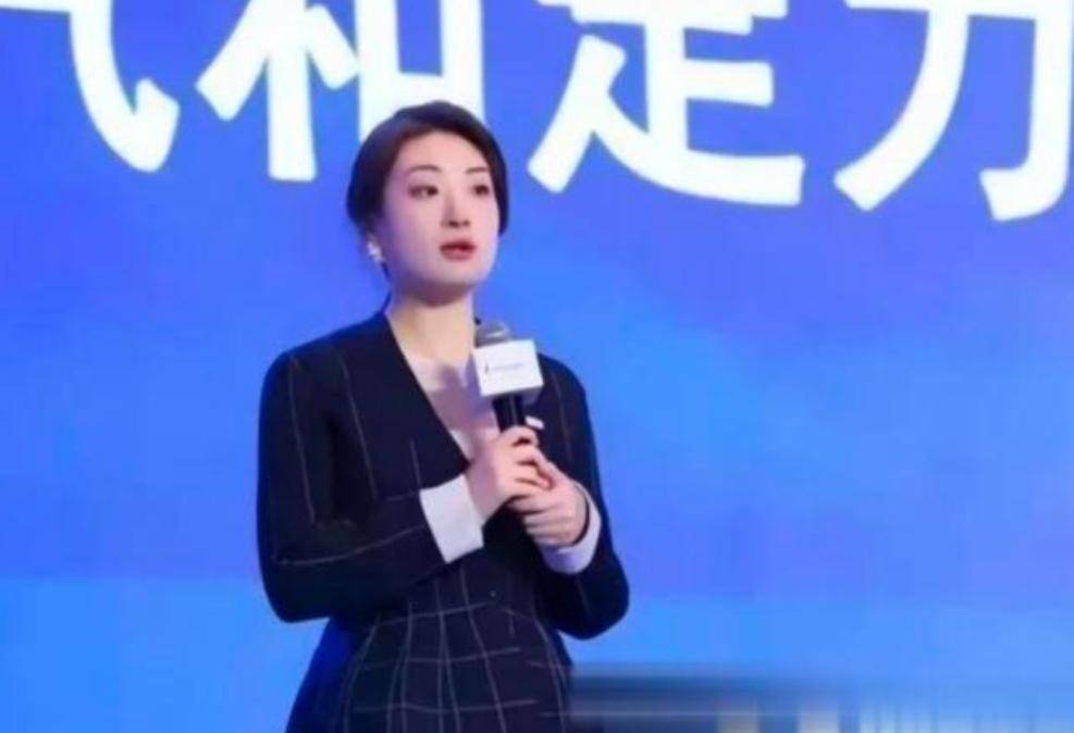 杜建英同学发声！力挺杜建英，炮轰宗馥莉“没教养是恶人”！
