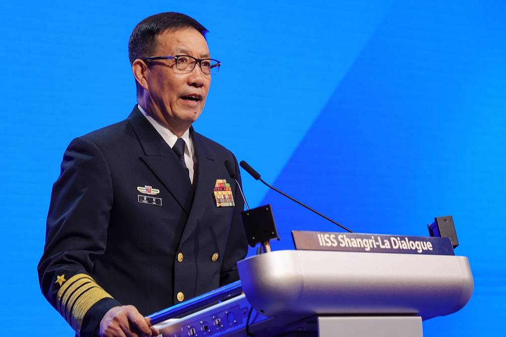 上台半年就缴械投降了！德国一架专机飞抵台北，要找赖清德取取经