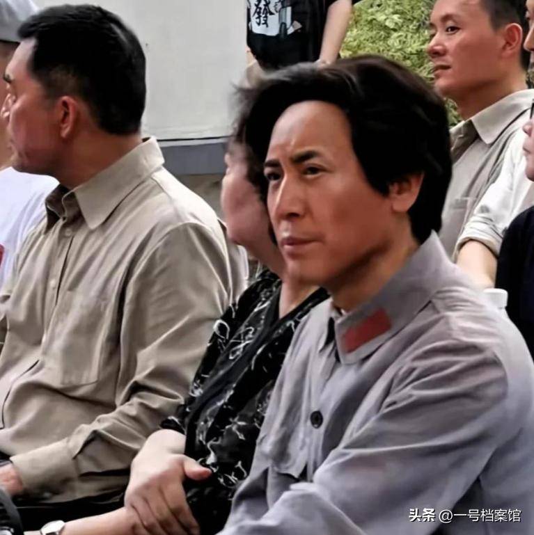 这一次，54岁的于和伟只用了一个动作，就让唐国强“跌落神坛”