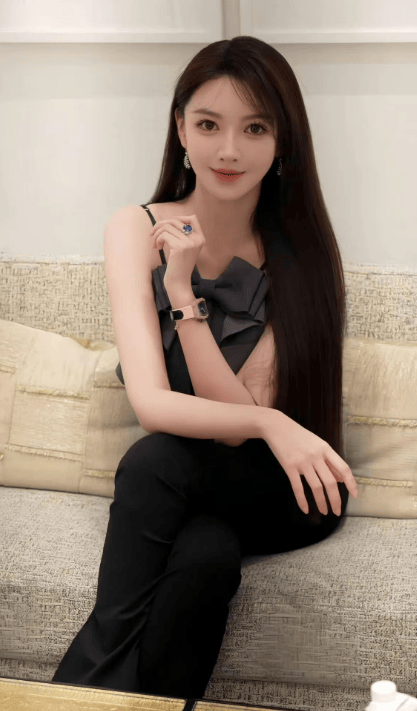叶柯官宣产子的3个目的，黄晓明真玩不过