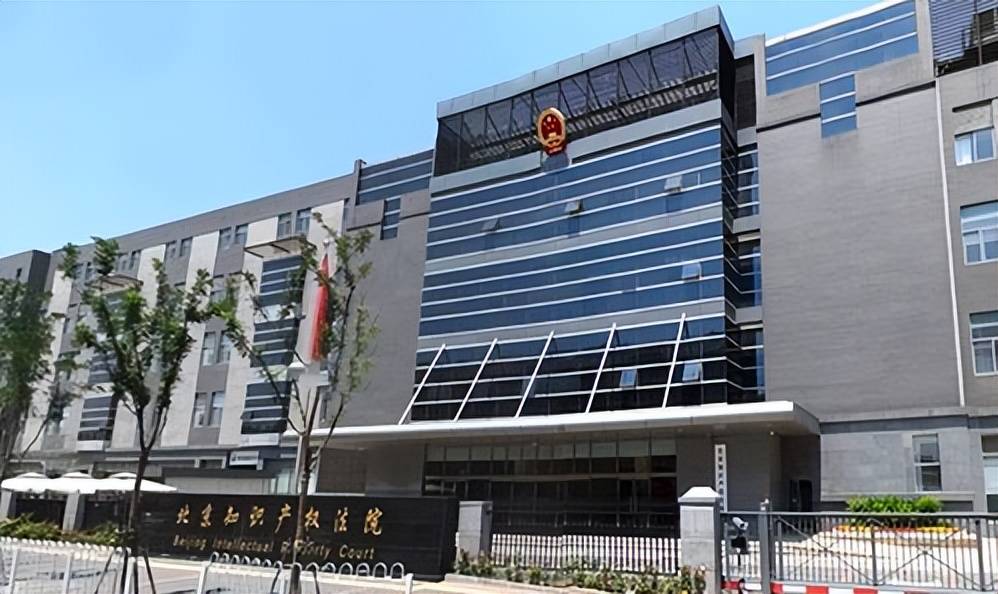 原创             中美芯片战关键时刻，2员工携核心技术潜逃美国，后果比预想严重