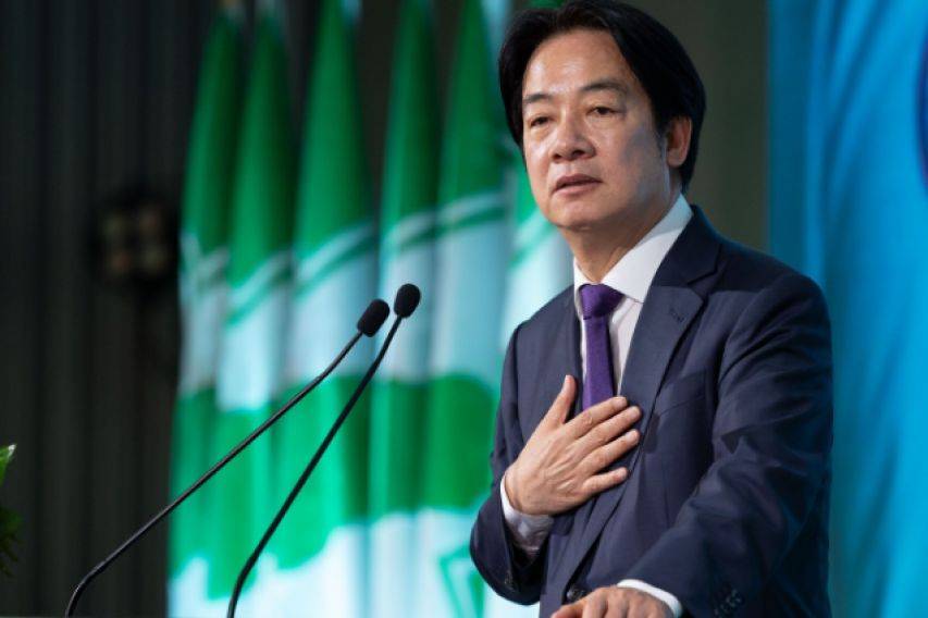 国民党下一任主席浮出水面？蒋万安罕见失声，“最热人选”退出竞争，关键时刻，一匹黑马出现