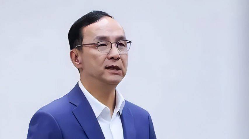 国民党下一任主席浮出水面？蒋万安罕见失声，“最热人选”退出竞争，关键时刻，一匹黑马出现