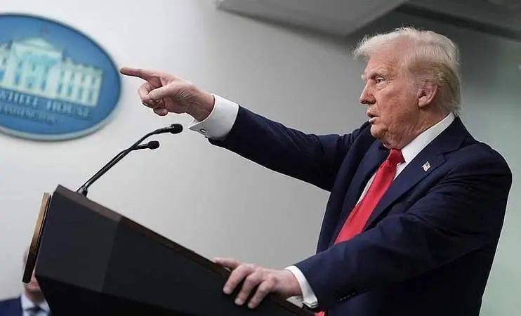 九三阅兵传好消息之际，特朗普突然出手搅局？中国大使表态斩钉截铁，美方这下彻底傻眼