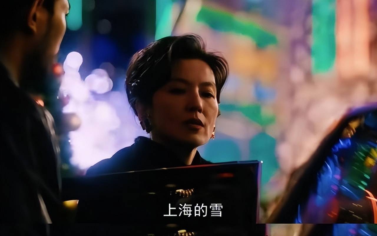 伟德国际“睡遍”圈内大佬36岁嫁富商她是最强“渣女”还是规划女王？