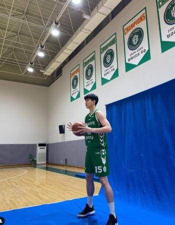 黄正音再遇爱情，与小7岁篮球小鲜肉金钟奎擦出火花