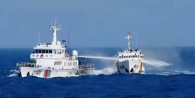 中菲海警南海对峙，不到48小时分出胜负，仁爱礁“破船”接着断粮