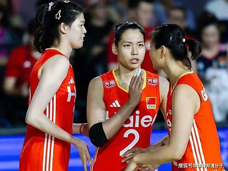 原创             丢面子！8个小组第一7个进8强！仅中国女排被爆冷！技不如人别吹了