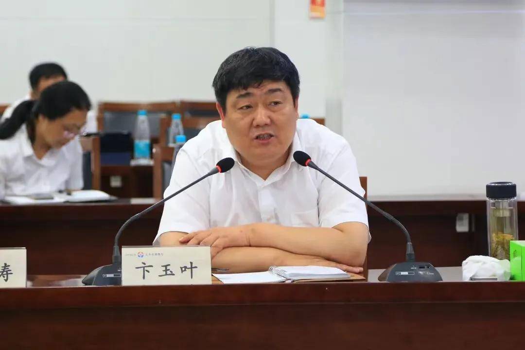 江苏最大农商行原董事长被查，另一农信系统出身的“老银行人”同日被查