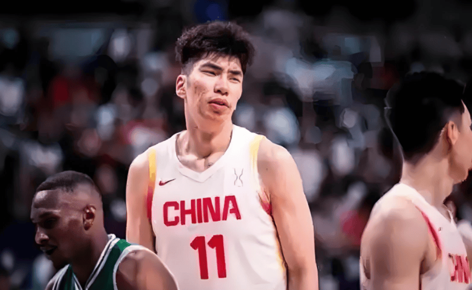 原创             砍17分+绝平三分！中国男篮22岁2米23中锋闪耀：留洋练级利好